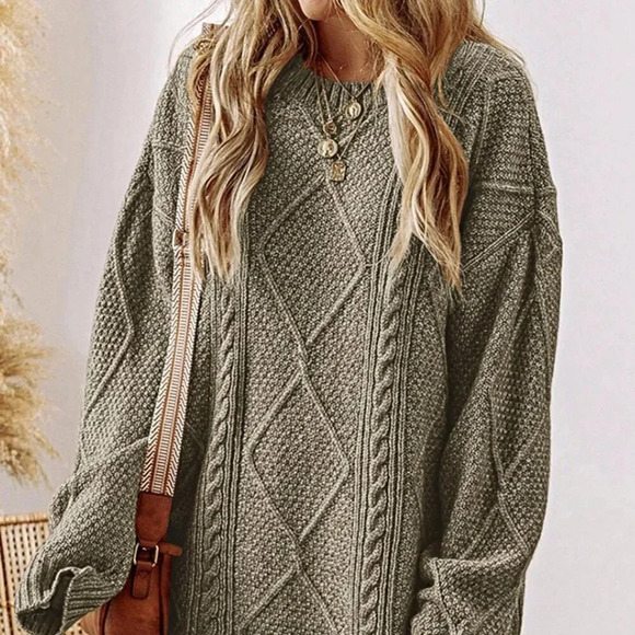 Green Casual Women's Cozy Cable Knit Drop Shoulder Loose Fit Sweater - Picture 3 of 4